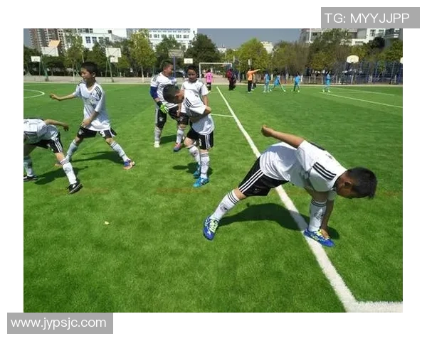 足球明星艺名全解析及相关图片展示让你更了解他们的魅力与风采